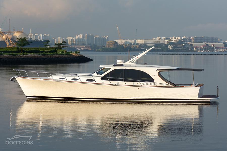 2021 Palm Beach Motor Yachts PB 52 Sedan C.CREW *SOLD*